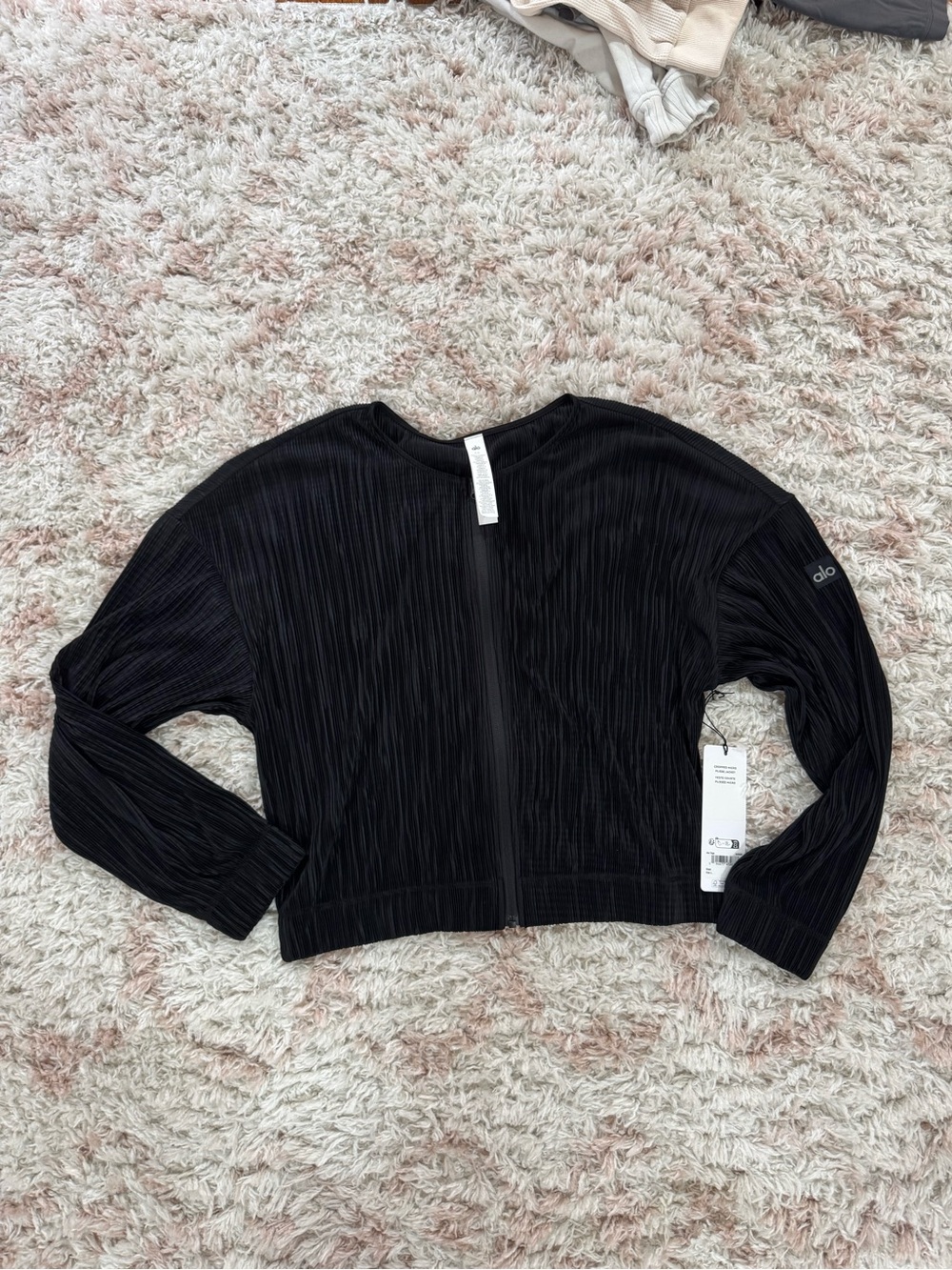 Alo Cropped Micro Plisse Jacket - Black